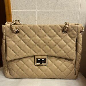 ELLO Quilted vegan leather Tote Bag in Khaki